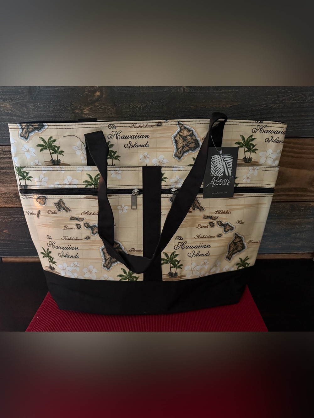 Hawaiian Islands Print Tote Bag in Beige and Black